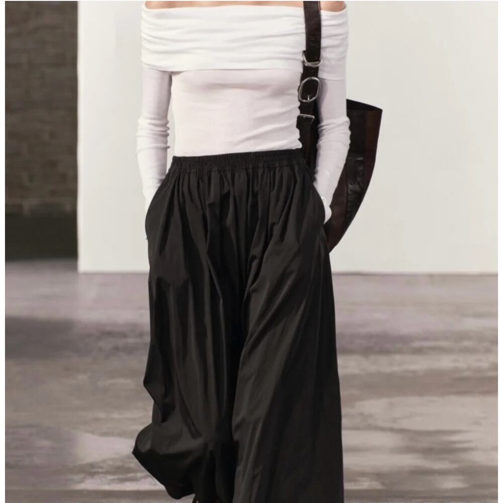 Zara Voluminous Midi Skirt Pleated Black Size M/L - Picture 3 of 11